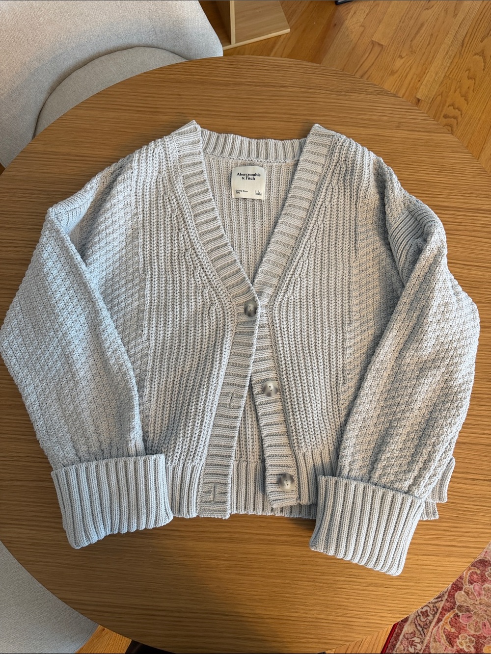 Abercrombie & Fitch Light Gray Chunky V-Neck Button Cardigan
